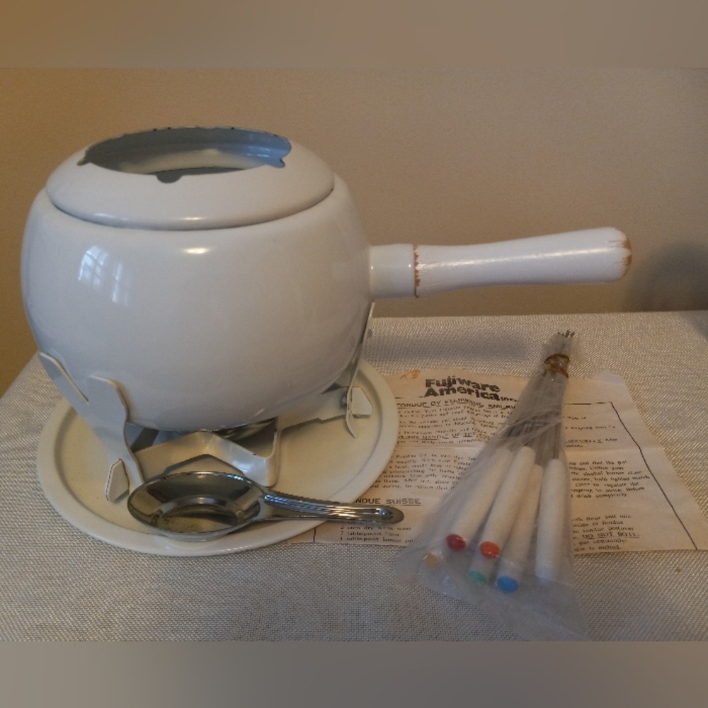 Vtg 70s Fujiware Fondue Set White Enamel With Removable Wooden Handle